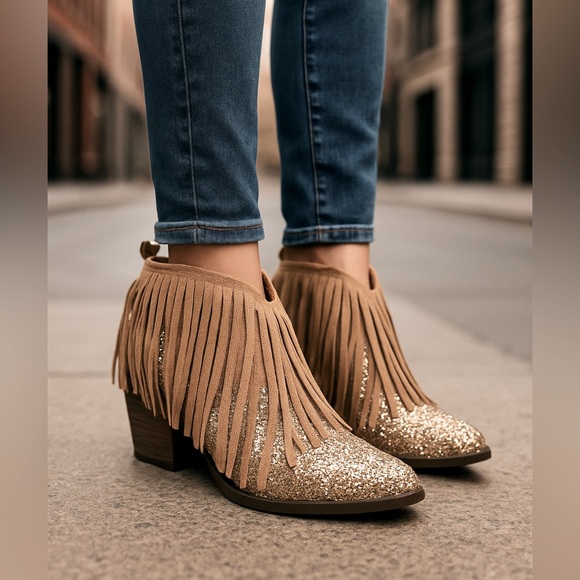 ✨ Wild G Fringe Glitter Ankle Booties | Size 7 - Picture 1 of 11